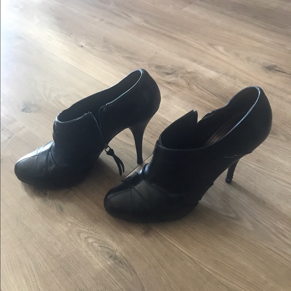 Miu Miu Black Mule Stilettos - Picture 3 of 4